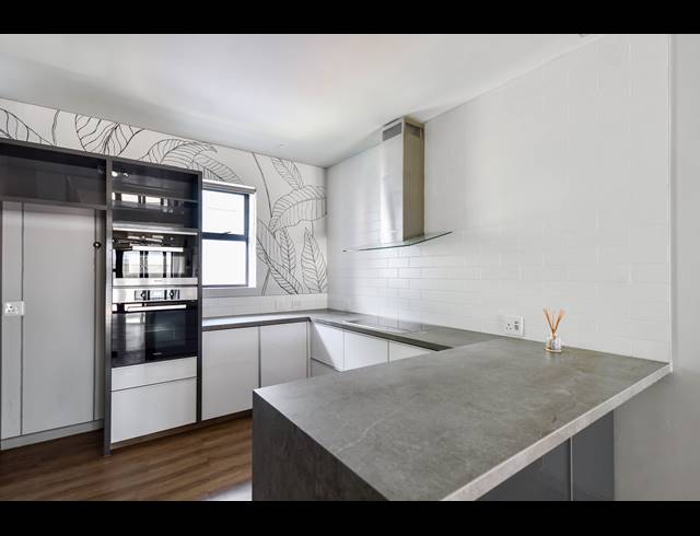 2 BEDROOM APARTMENT TO LET IN NIEUW MUCKLENEUK
